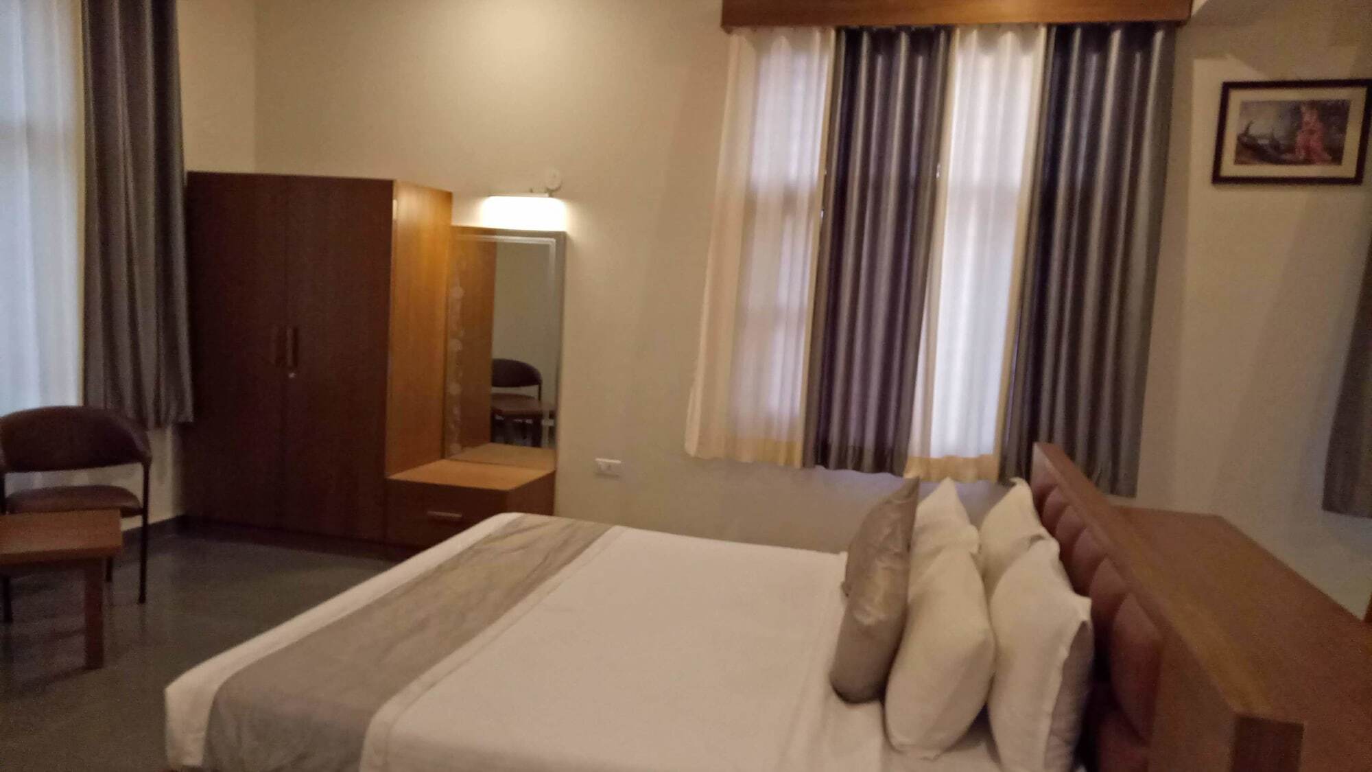 Palm Valley Svasti Resort Nāi Екстериор снимка